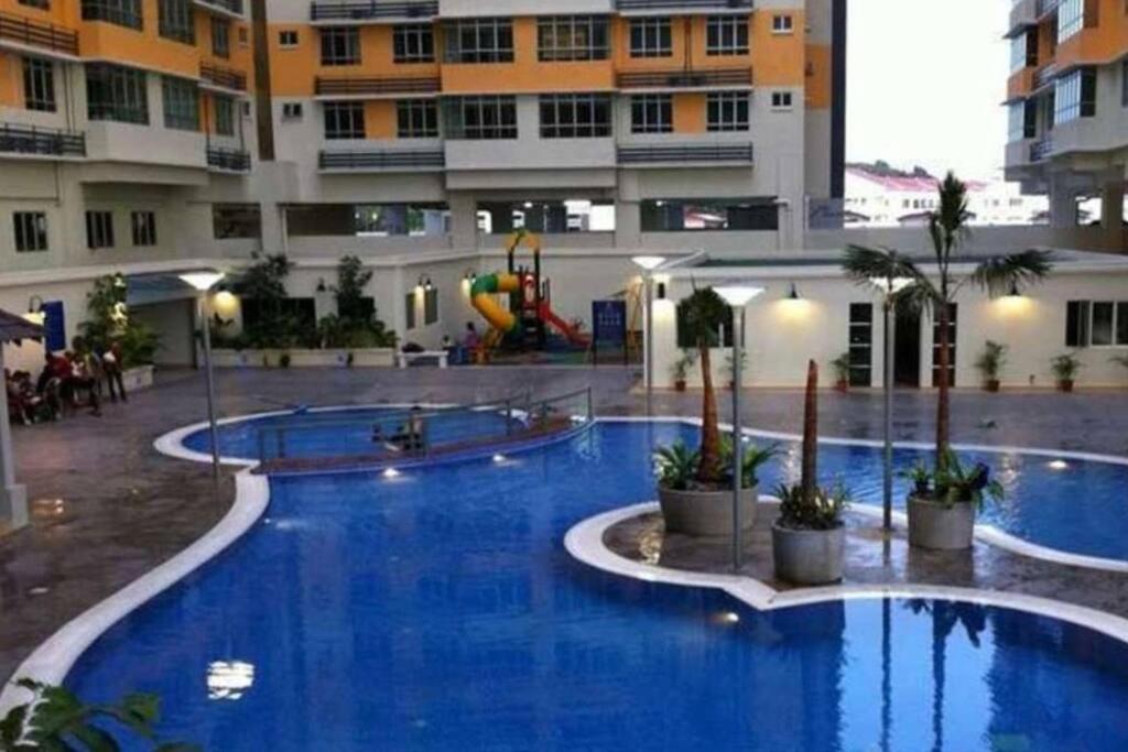 Apartment Luna Mutiara Anggerik *